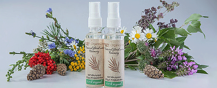 Это средство представляет собой жидкость, состоящую из микрочастиц - мицелл. Они являются растворами жирных кислот. Благодаря этому частицы способны удалять загрязнения, пыль, косметику и кожный жир. Сами миццелы не являются каким-то открытием последних лет. В обыкновенном мыле тоже есть эти микрочастицы.
Необычность мицеллярной воды в том, что в состав средства входят мягкие очищающие компоненты и отсутствует пена. Плюс включены различные масла, вода и специальные эмульгаторы. Мицеллярка зачастую бесцветна, имеет слабовыраженный аромат.
Такая жидкость может легко удалить макияж. Как пишут на самих баночках, в идеале, она не требует смывания. Подходит для чувствительной и проблемной кожи. Очень удобное средство для тех, кто часто путешествует и активно пользуется косметикой.
Мицеллярная вода